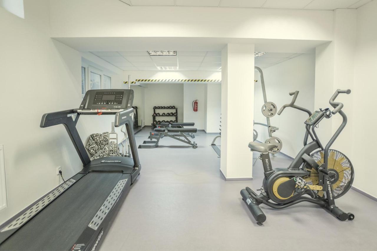 Wellness Studio! Finnish Sauna, Whirlpool, Gym & More! 프라하 외부 사진